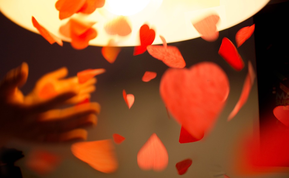 Comprendiendo la Relación Kármica: Significado y Signos Reveladores Comprendiendo la Relación Kármica: Significado y Signos Reveladores