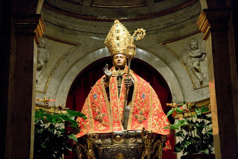 Desentrañando la distinción: Querer vs Amar en El Principito Desentrañando la distinción: Querer vs Amar en El Principito