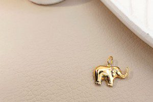 El poderoso significado de la pulsera roja de San Benito El poderoso significado de la pulsera roja de San Benito