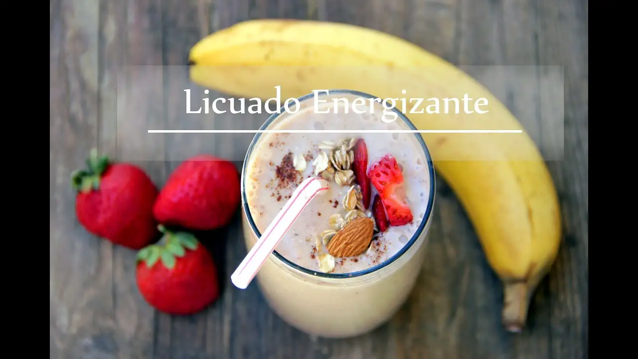 Potencia tu día con irresistibles licuados naturales para energía